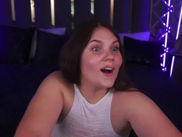 MagneticQueenn  live sex cam