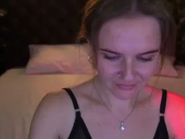 MaribelRiver  live sex cam