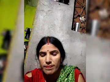 Neelam2454  live sex cam