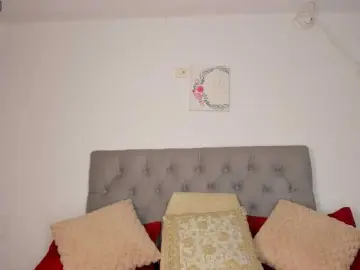 NicolSwift  live sex cam