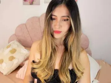 NicolSwift  live sex cam