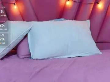 Horny18girl  live sex cam