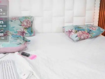 Horny18girl  live sex cam
