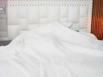 Horny18girl  live sex cam