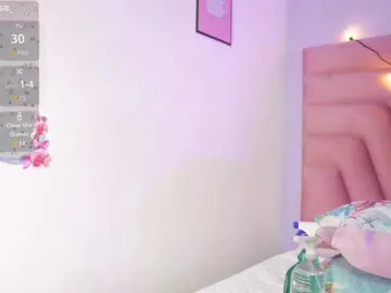 Horny18girl  live sex cam