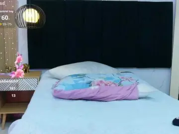 Horny18girl  live sex cam