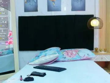 Horny18girl  live sex cam