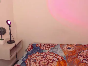 Michaelacox2  live sex cam