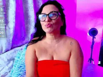 NadiaSamiri  live sex cam