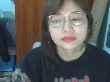 Nana7777  live sex cam