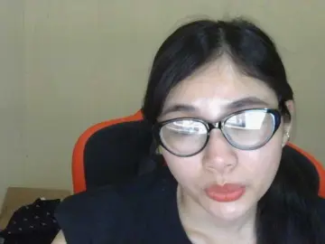 Nana7777  live sex cam