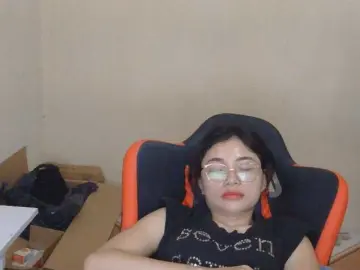 Nana7777  live sex cam