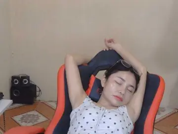 Nana7777  live sex cam