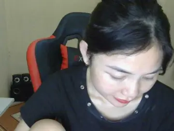 Nana7777  live sex cam