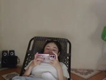 Nana7777  live sex cam