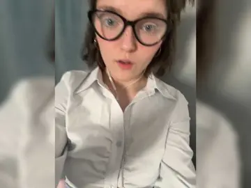 Annpopsy  live sex cam