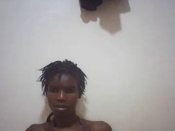 Beautyviny2  live sex cam