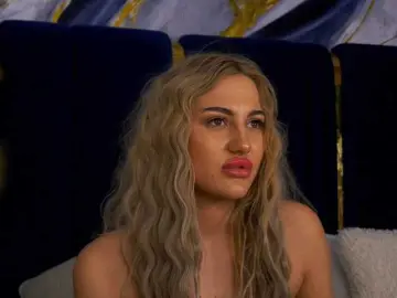 ChloeGracee  live sex cam