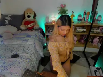 CuteWee420  live sex cam