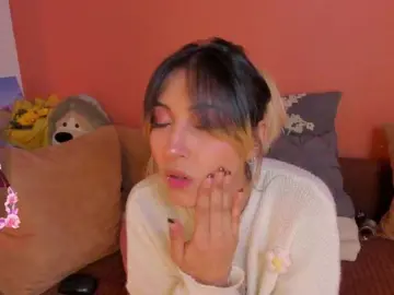 CuteWee420  live sex cam