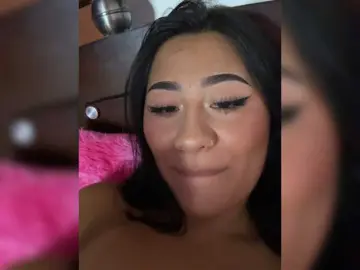 Evelyn-  live sex cam