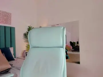 LadyFox69  live sex cam