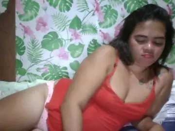 Luna213  live sex cam