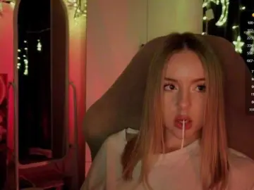 Nestyzz  live sex cam