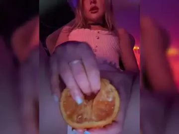 Nestyzz  live sex cam