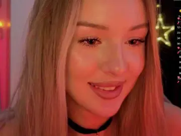 Nestyzz  live sex cam