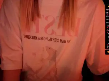 Nestyzz  live sex cam