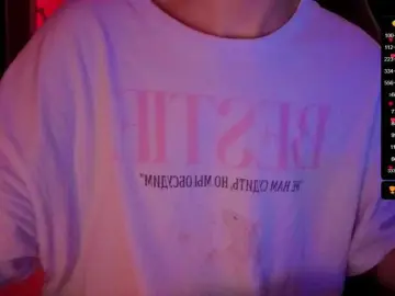 Nestyzz  live sex cam