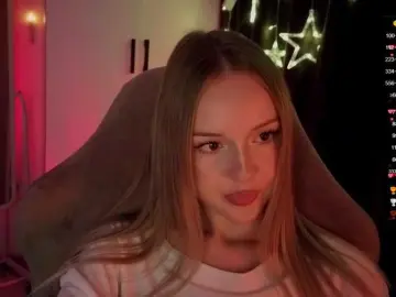 Nestyzz  live sex cam