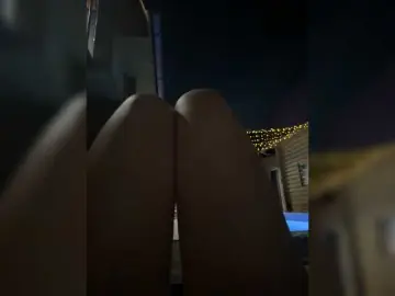 Nestyzz  live sex cam