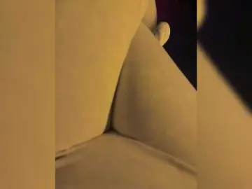 Nestyzz  live sex cam