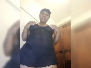 Nuna12  live sex cam