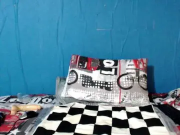 PrettyLisa28  live sex cam