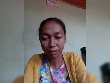 SantatraL  live sex cam