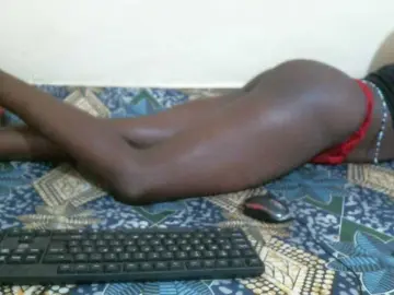 Sexxiemaya  live sex cam