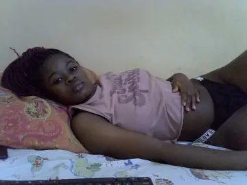 Sexxiemaya  live sex cam