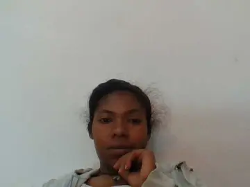 Sylviah1  live sex cam