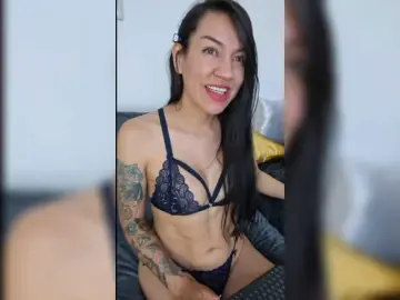 Valeria-Rose  live sex cam