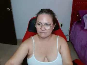 Helenca1980  live sex cam