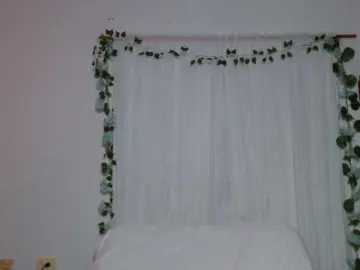 Helenca1980  live sex cam