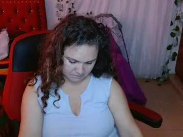 Helenca1980  live sex cam