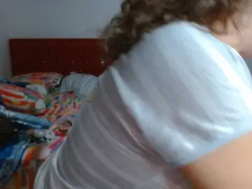 Helenca1980  live sex cam
