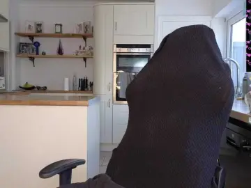Stripmequick  live sex cam