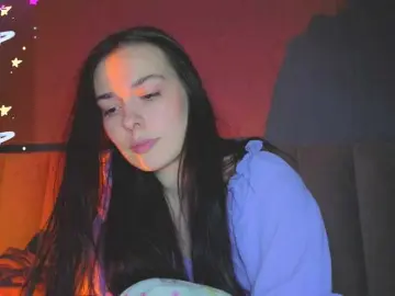 Tv0yamamka  live sex cam