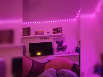 Lora555  live sex cam