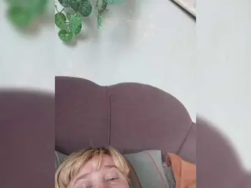 MerellinFicus  live sex cam